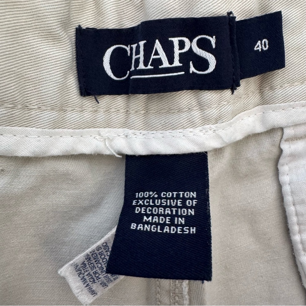 Chaps Men's Size 40 Khaki Embroidered Palm Tree Chino
Shorts - Picture 2 of 3